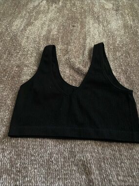 Ribbed Black V-Neck Crop Tank Top